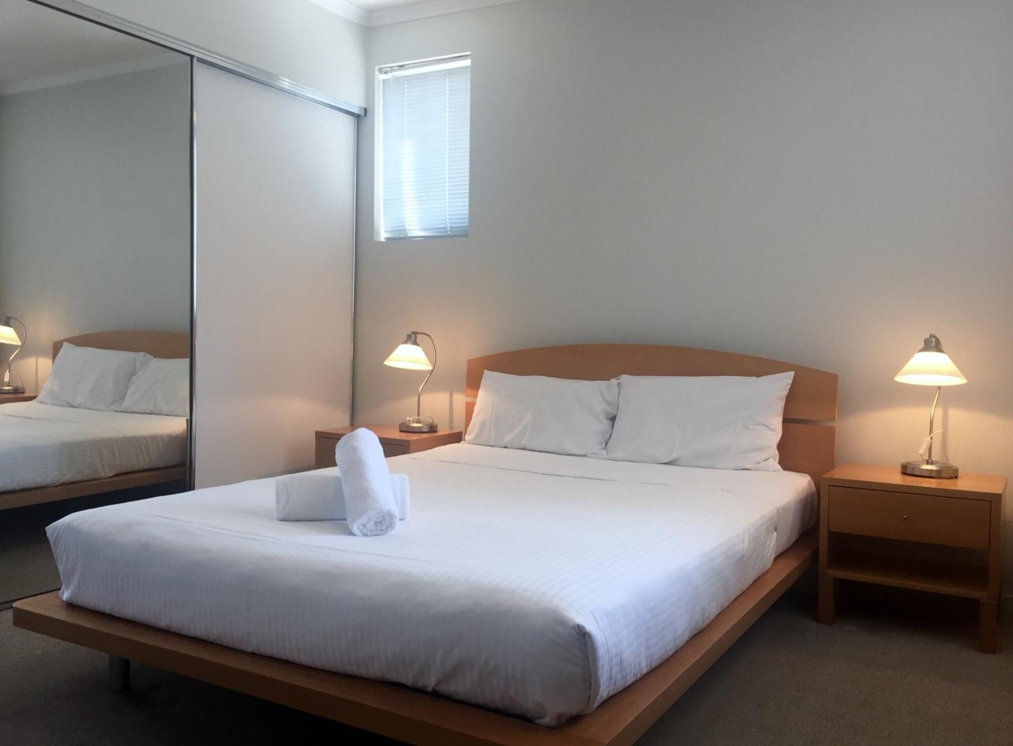 Frisco Apartments Brisbane Room photo